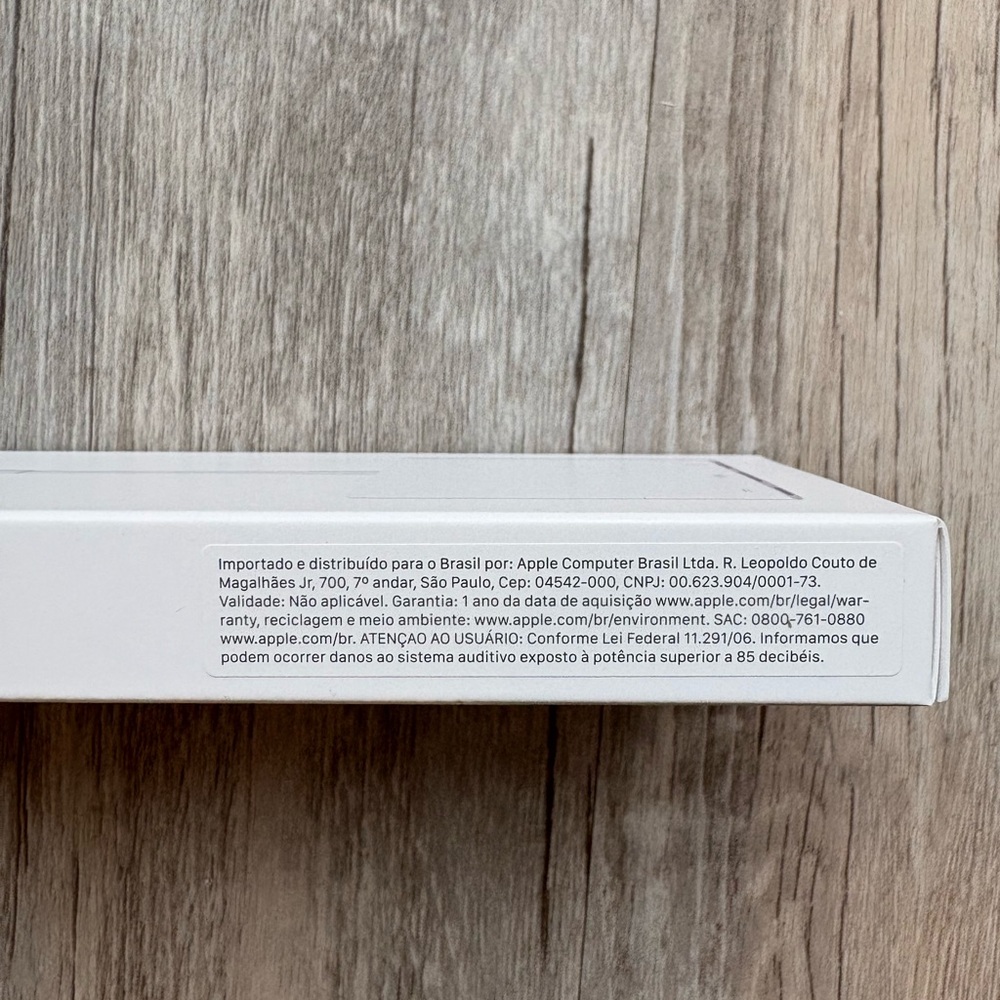 Apple USB-C Digital AV Multiport Adapter, Color: White, Model: A2119 - Picture 3 of 8